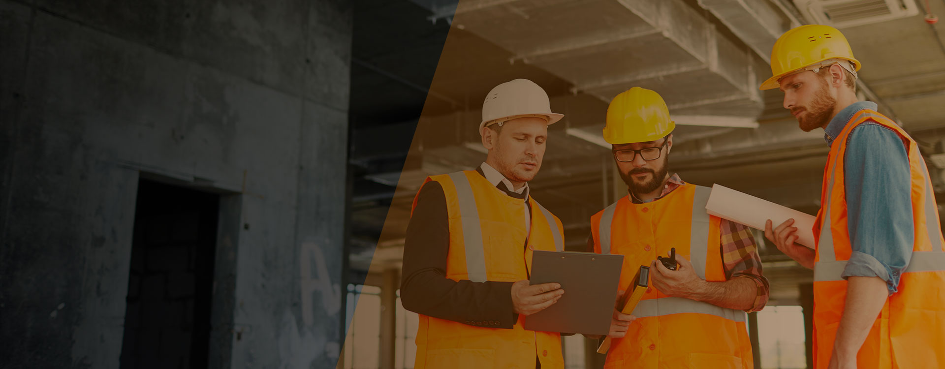 Gear Up with Motoman: Essential Workwear Accessories for Every Professional