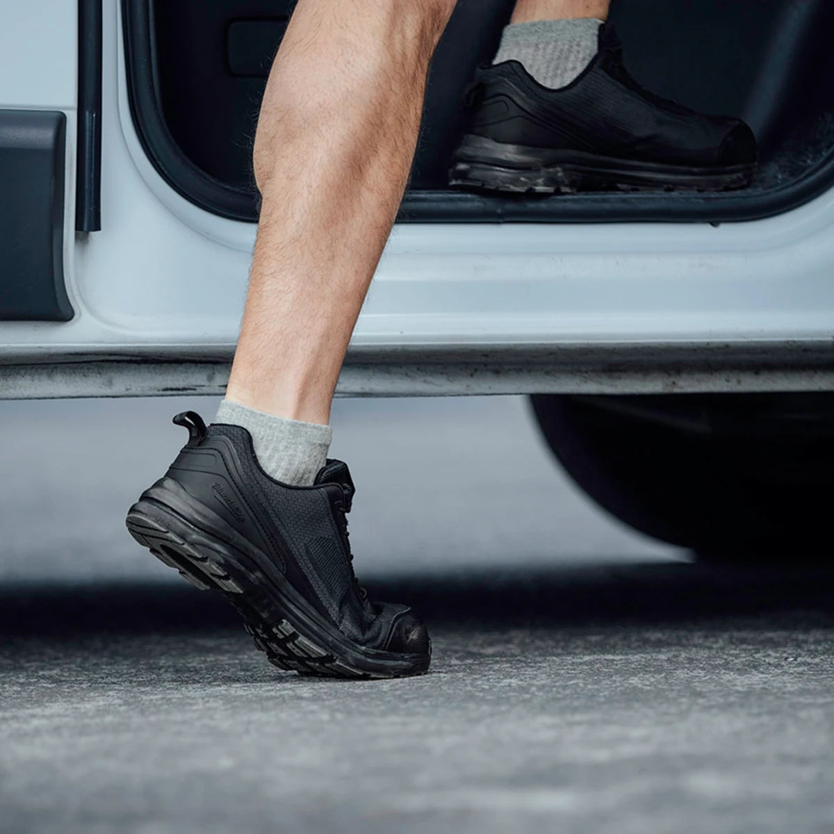 Blundstone 795 Unisex Active Safety Lightweight Jogger-Black