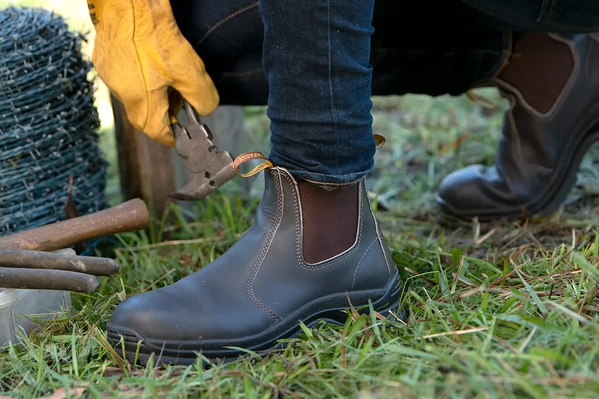 Blundstone 400 Elastic Sided Non Safety Boots-Brown