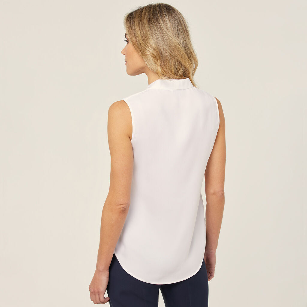 NNT CATUQX Satin Back Crepe Sleeveless Top