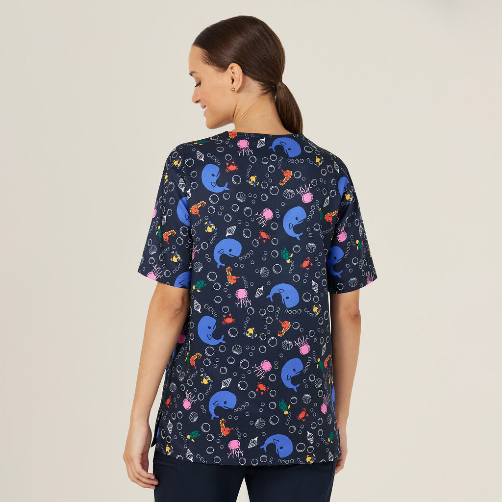 NNT CATRFW  Under The Sea Unisex Scrub Top Midnight